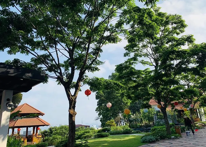 Khách sạn Orestay Garden *