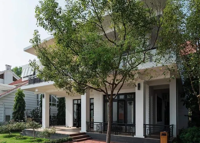 Orestay Garden Khách sạn *