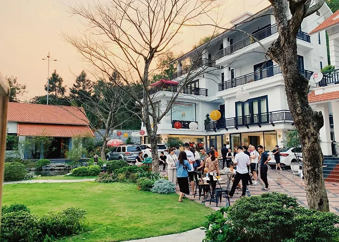 Orestay Garden Khách sạn Hạ Long