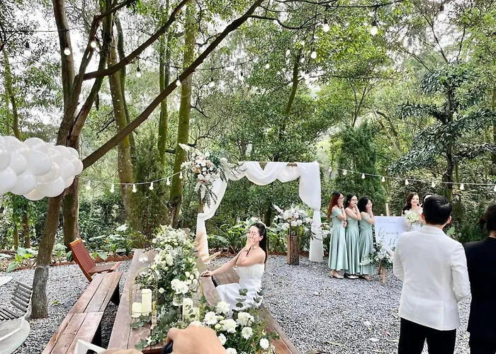 Khách sạn Orestay Garden *