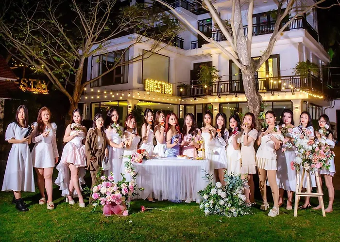 Orestay Garden Khách sạn *
